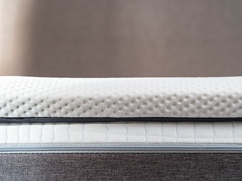 Firm-to-Soft Reversible Topper